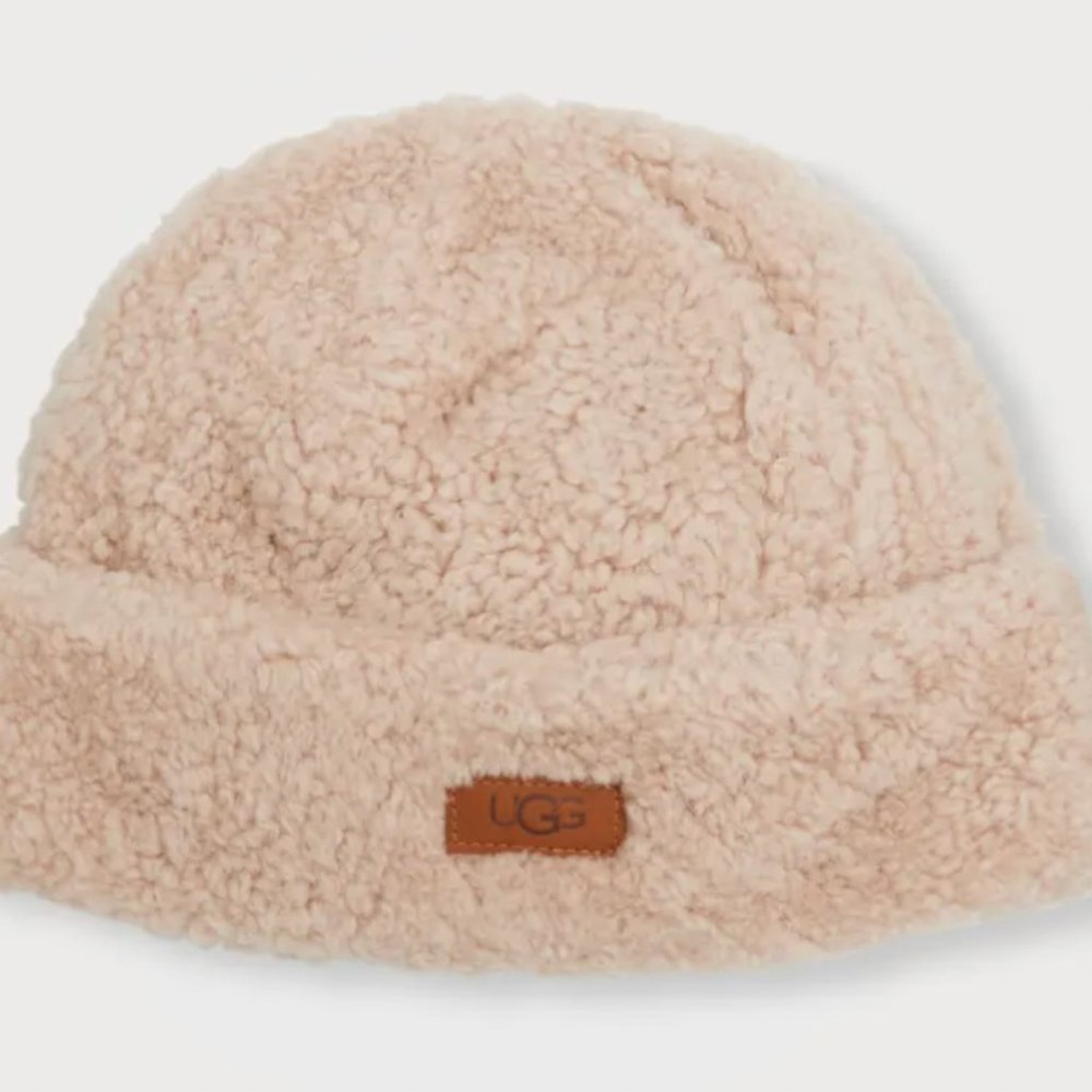 NWT UGG genuine shearling blush pink winter beanie hat